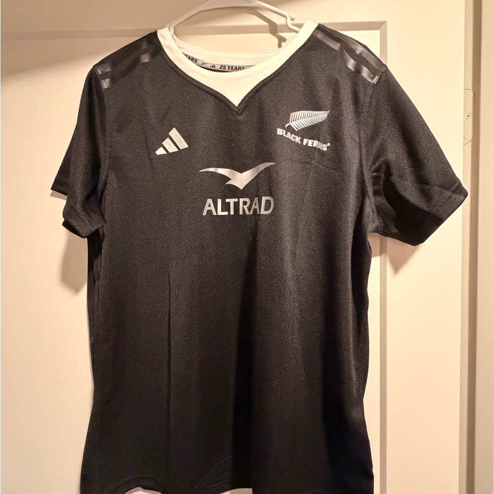 Adidas Black Fern